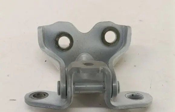 Hyundai Tucson IV NX4 Front door lower hinge 