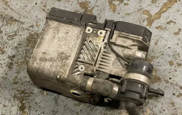 BMW 5 E39 Auxiliary pre-heater (Webasto) 6918942 9003552B