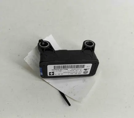 Volkswagen Touareg II Acceleration sensor 0170107693 7P0907652C
