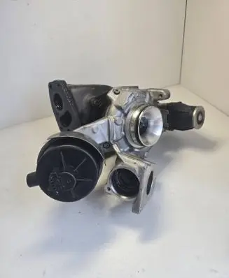 BMW 5 G30 G31 Turbo 8587539