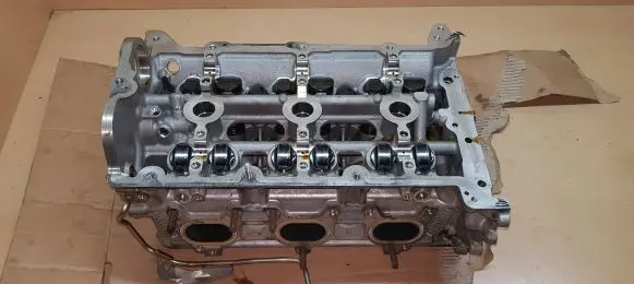 Porsche Macan (95B) Engine head 946104105