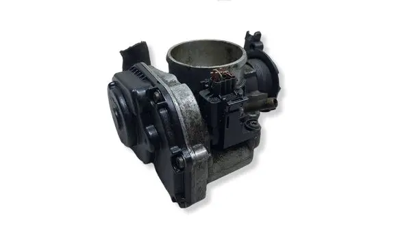 Volkswagen PASSAT B5 Throttle valve 058133063HKASACJA 058133063H