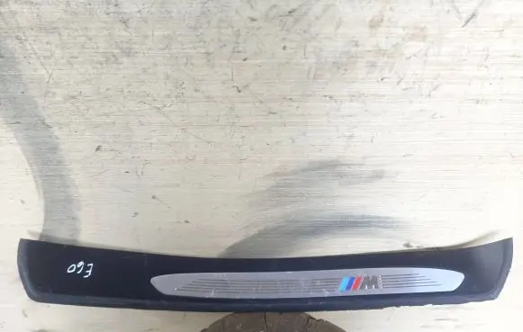 BMW 5 E60 E61 Side skirt front trim 78972469 7897244 7896862