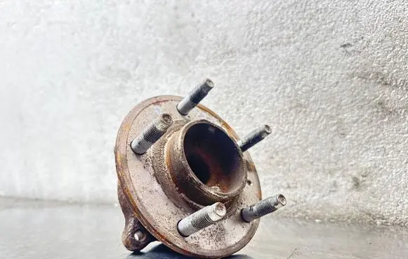 Opel Astra J Rear wheel ball bearing 13502873 5051B7
