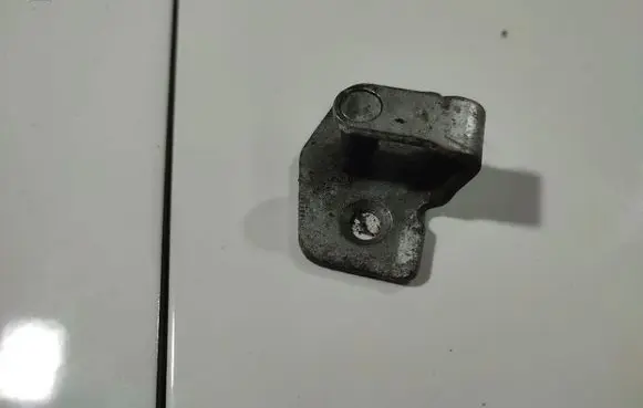 Opel Combo C Rear door lock loop/hook striker 