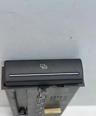 Audi A3 S3 8P Dashboard storage box/compartment 8P0941561