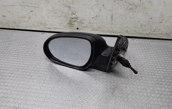 Hyundai i30 Manual wing mirror E4022863 E4022864