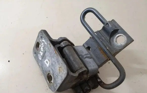 Volkswagen Caddy Front door lower hinge 