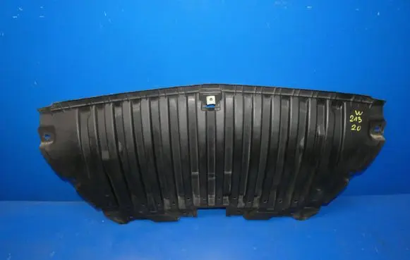 Mercedes-Benz E W213 Engine splash shield/under tray A2135200200 A2135200300 A2135201300