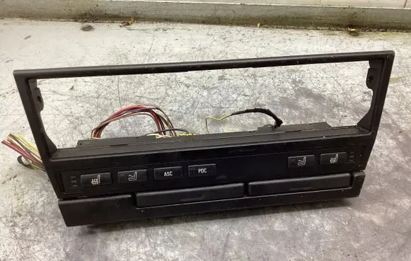 BMW 5 E39 Seat heating switch 03742061