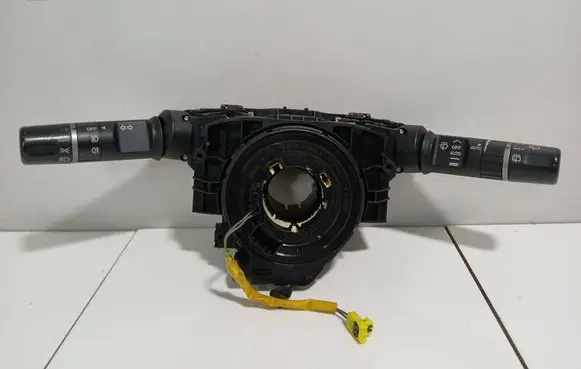 Mazda 6 Wiper turn signal indicator stalk/switch GS1R66120A 901250802157201 0142647711