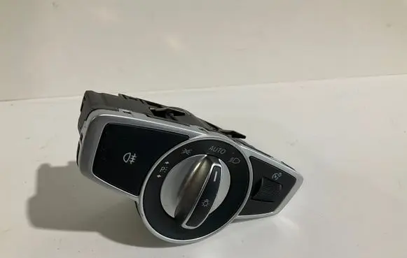 Mercedes-Benz C W205 Light switch A2059051810 10132806