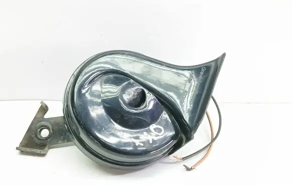 Volkswagen Golf IV Horn signal 1J0951227B