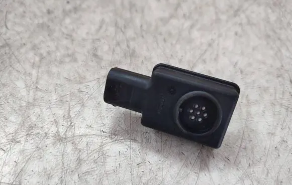 BMW X4 F26 Air quality sensor 9305877