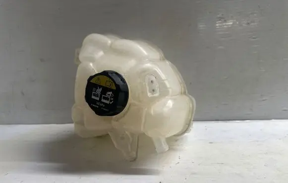 Volvo XC90 Coolant expansion tank/reservoir 31465682