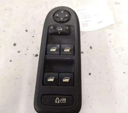 Citroen C5 Electric window control switch 96660257XT 30170346