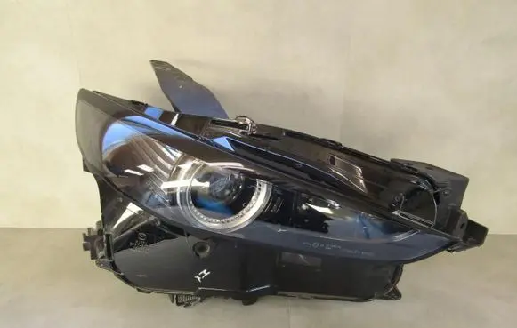 Mazda CX-30 Headlight/headlamp DFR7