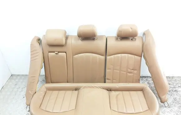 Jaguar X-Type Rear seat 