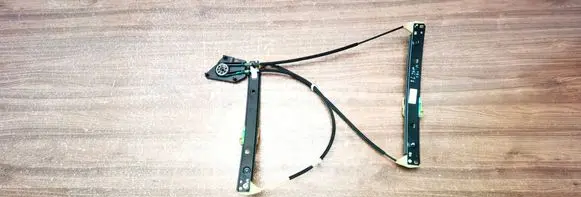 Audi A1 Front door electric window regulator 8X3837462A