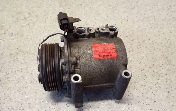 Mitsubishi Space Star Air conditioning (A/C) compressor (pump)