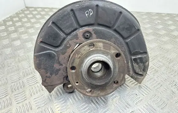 Volkswagen Caddy Front wheel hub 2K5400054B