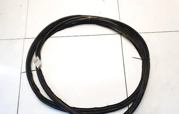 Honda CR-V Rubber seal rear door 
