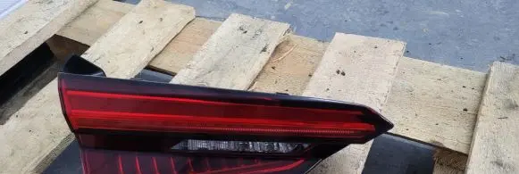 Audi A5 Tailgate rear/tail lights 8W6945093C