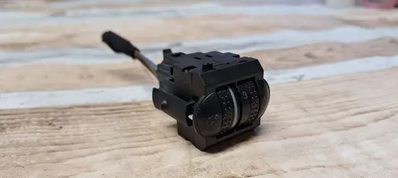 Volkswagen PASSAT B5.5 Headlight level height control switch 3B0941333C