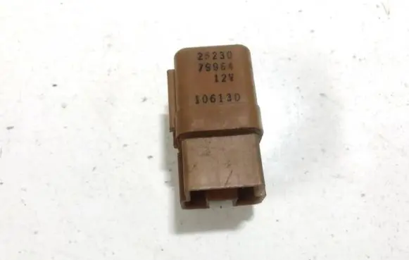 Nissan Almera Other relay 2523079964
