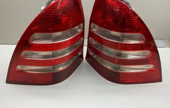 Mercedes-Benz C W203 Rear/tail lights A2038202364