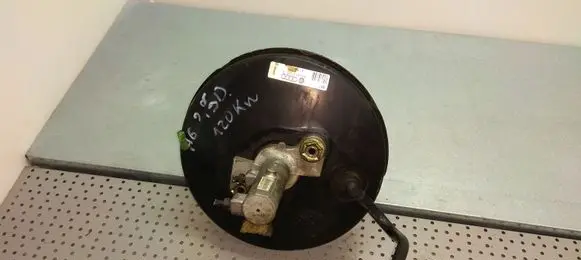 Audi A6 S6 C5 4B Brake booster 8D0612105 6686