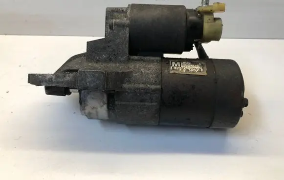 Mazda 3 I Starter motor M000T87681 L327