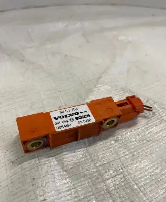 Volvo XC90 Airbag deployment crash/impact sensor 8651754 091006 008469