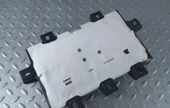 Citroen DS5 Passenger airbag 9803398780