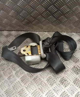 Toyota Previa (XR30, XR40) II Third row seat belt 007730