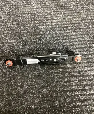 KIA Sportage Seat belt adjustment rail 88890D7000 D7HSA190517H21823