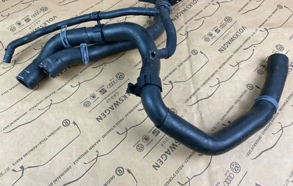 Audi A3 S3 8V Engine coolant pipe/hose 5Q0122291BD