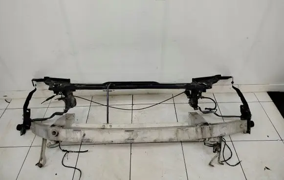 Mercedes-Benz CLC CL203 Radiator support slam panel 