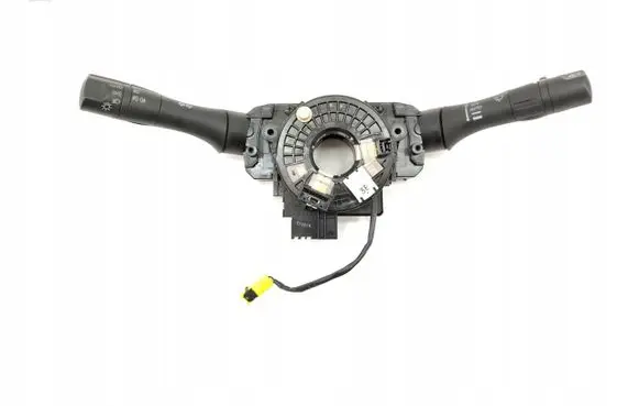 Nissan Juke I F15 Tailgate/trunk/boot open switch 