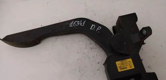 Iveco Daily 4th gen Accelerator throttle pedal 0281002633