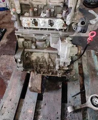 Volkswagen Polo IV 9N3 Engine 03D103019M 03D103475E