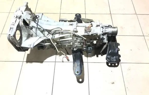 Subaru Outback Manual 5 speed gearbox Ty756w1abb