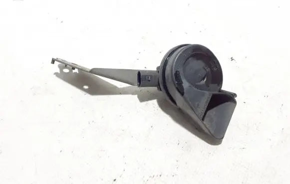 Volkswagen Touareg II Horn signal 7P6951223A