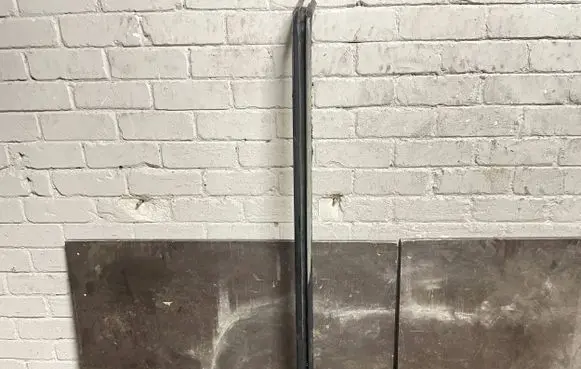 Opel Vivaro Sliding door middle rail 