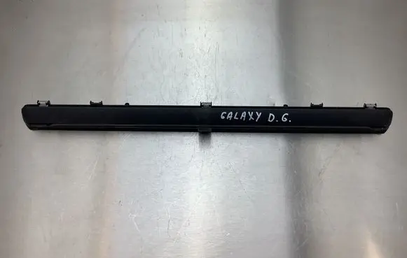 Ford Galaxy Electric rear window sunshade cover 9918005294