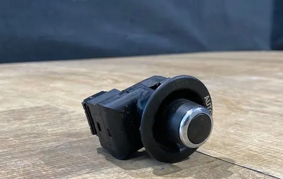 Land Rover Range Rover Sport L494 Steering wheel adjustment switch Cpla6465ba 10097132 SN1234513050428