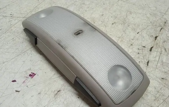 Volvo V70 Rear seat light 39859713