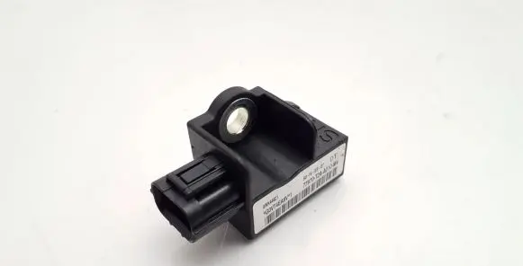 Honda CR-V Airbag deployment crash/impact sensor 77970T2AA010M4 5WK44621