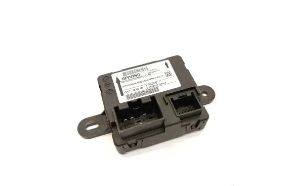 Volvo XC40 Seat heating relay 32214948 8888864410 P1013344409