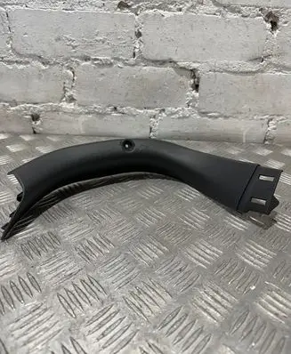 BMW 1 F20 F21 Tailgate/trunk side cover trim 7239898
